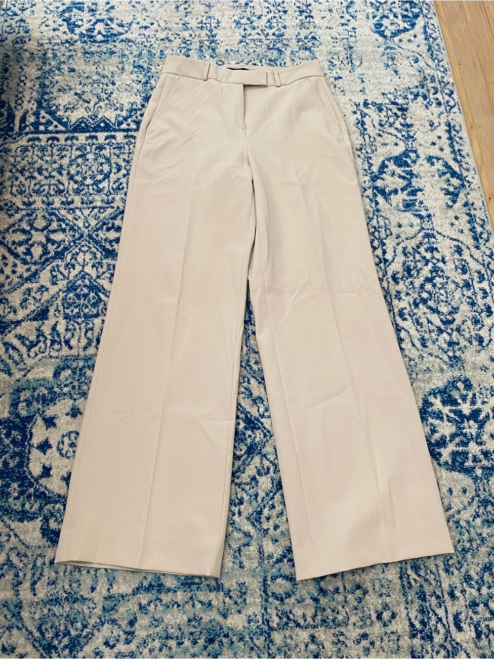 White House Black Market Slack Pants in Light Beige